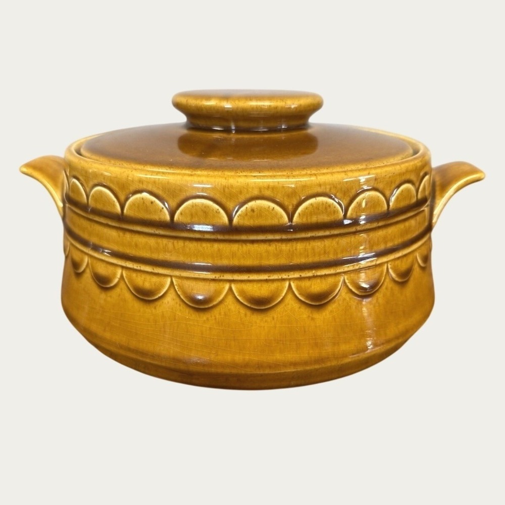 Vintage Homer Laughlin Sheffield Granada Casserole Baker Harvest Gold w/lid 70's